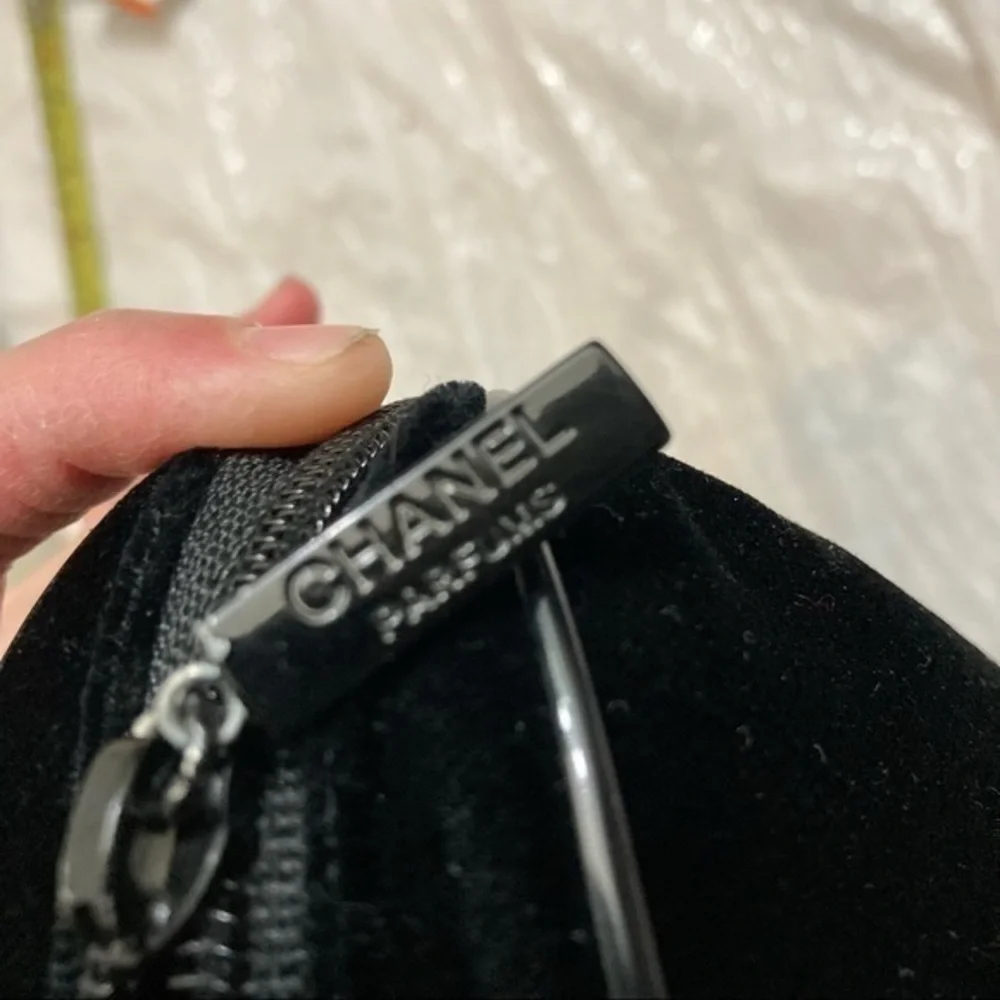 Chanel parfum cosmetic makeup case bag - Picture 7 of 10